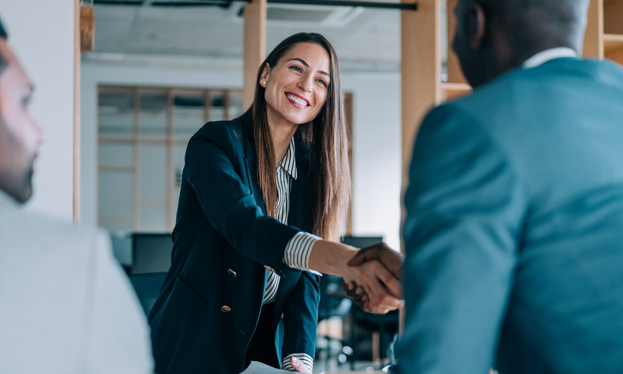 https://evolve500.com.au/wp-content/uploads/sites/24/2024/08/business-woman-1-e1724380929915.jpg